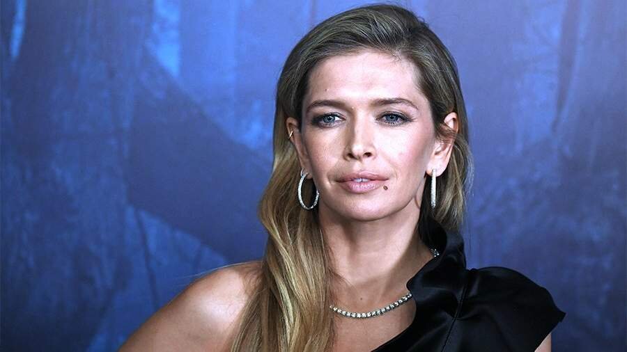 алёна водонаева и виктория боня. злые языки водонаева и боня. виктория боня поцелуй. вика боня страшная. алёна водонаева и виктория боня.