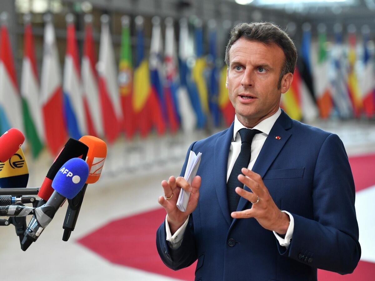    Президент Франции Эммануэль Макрон во время саммита ЕС в Брюсселе© AP Photo / Geert Vanden Wijngaert