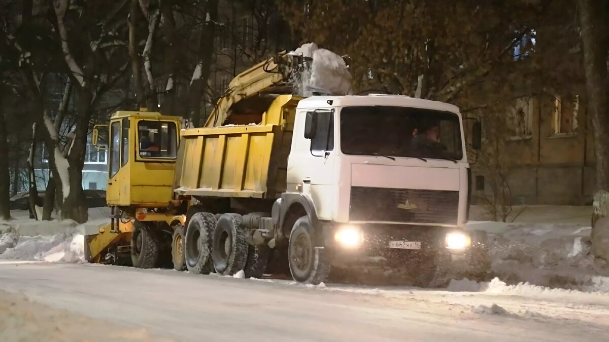     Работы по расширению проезжей части пройдут на нескольких улицах Ижевска с 31 января по 1 февраля.