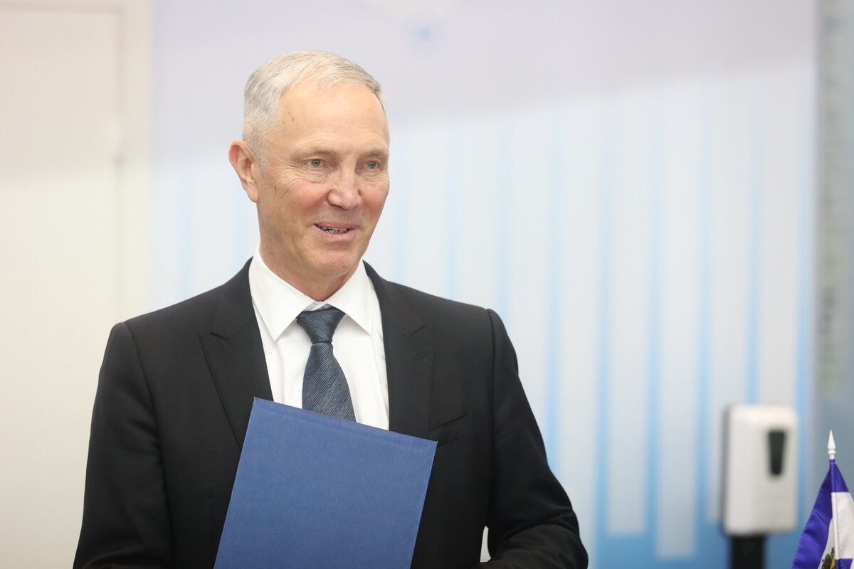 Сальдо опроверг фейк, что спонсировал ВСУ.  Фото: Фото: ФедералПресс / Евгений Поторочин