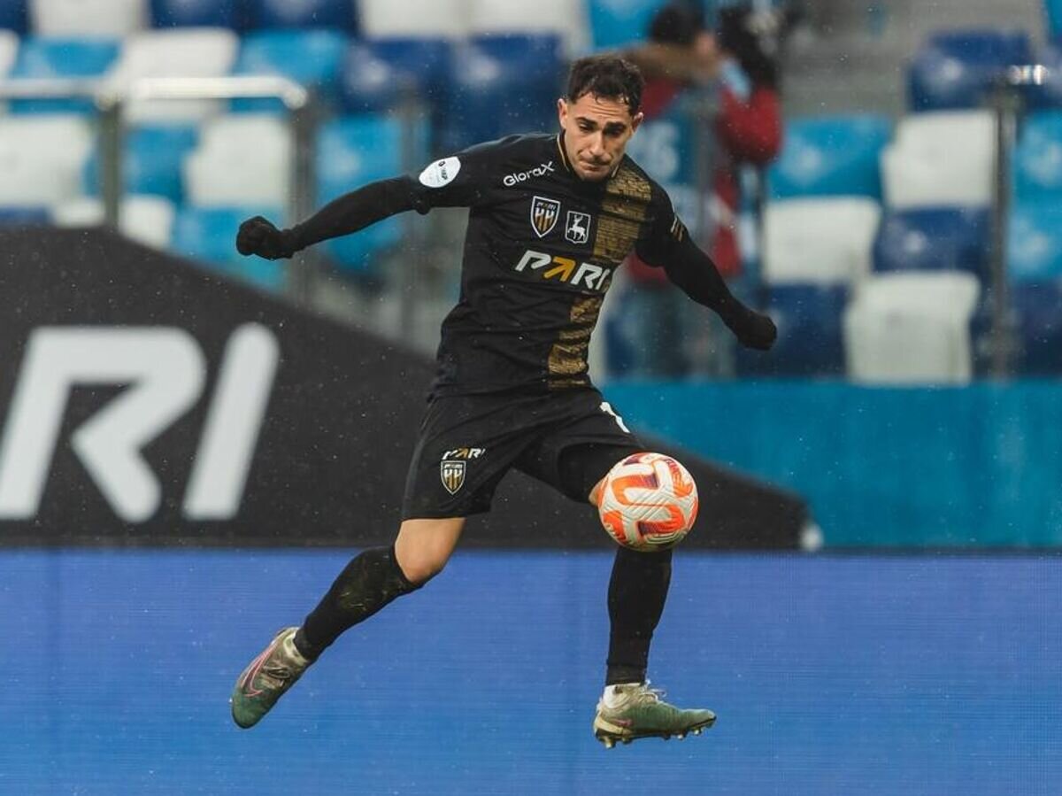    Болгарский защитник "Нижнего Новгорода" Матео Стаматов© Фото : Пресс-служба ФК "Нижний Новгород"