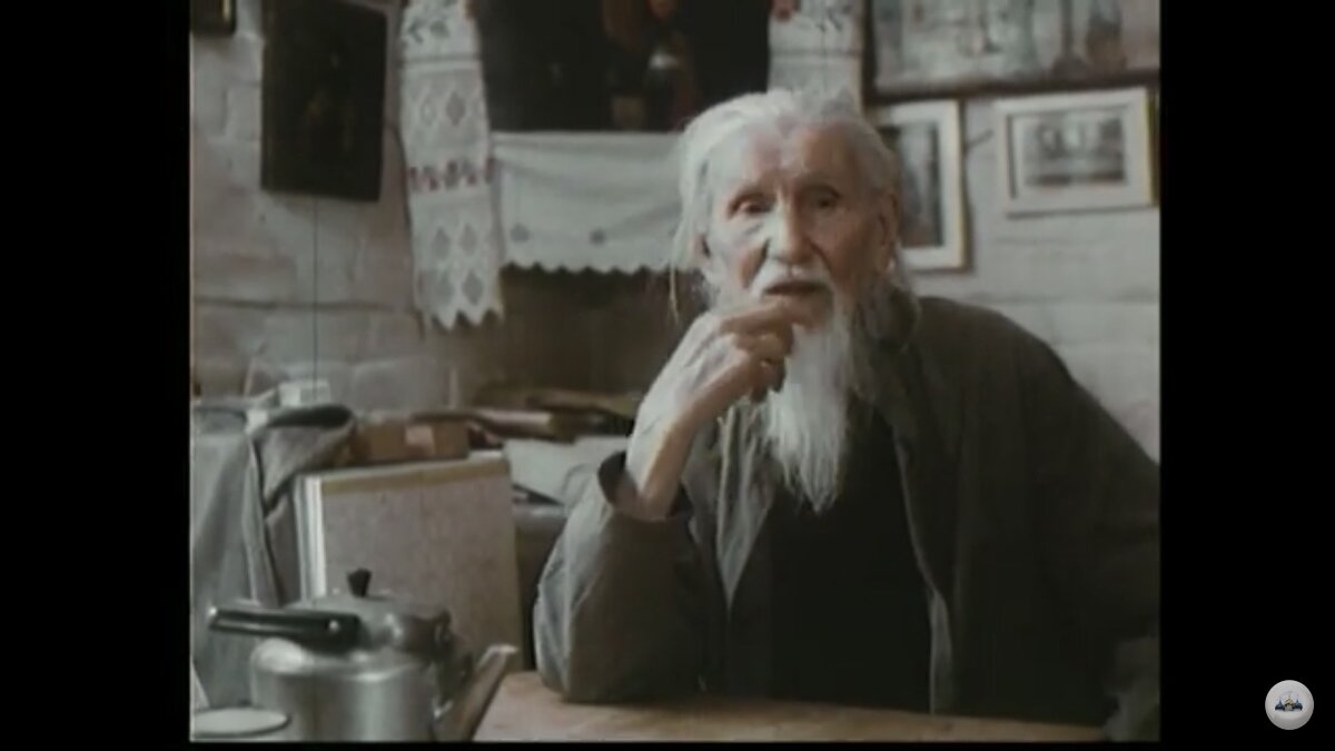 Отец Тихон Трилесский в часовне