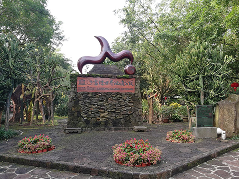 территория парка вднх. прогулка по красной площади в москве с ребенком маршрут. красная площадь карта достопримечательностей. переславль залесский туристическая карта с достопримечательностями. список мест куда сходить.