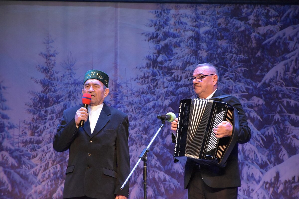 Новогодняя программа для пожилых. Новогоднее представление название мероприятия. Новогодняя программа для пожилых. Названия новогодних шоу программ. С наступающим новым годом севастопольцы.