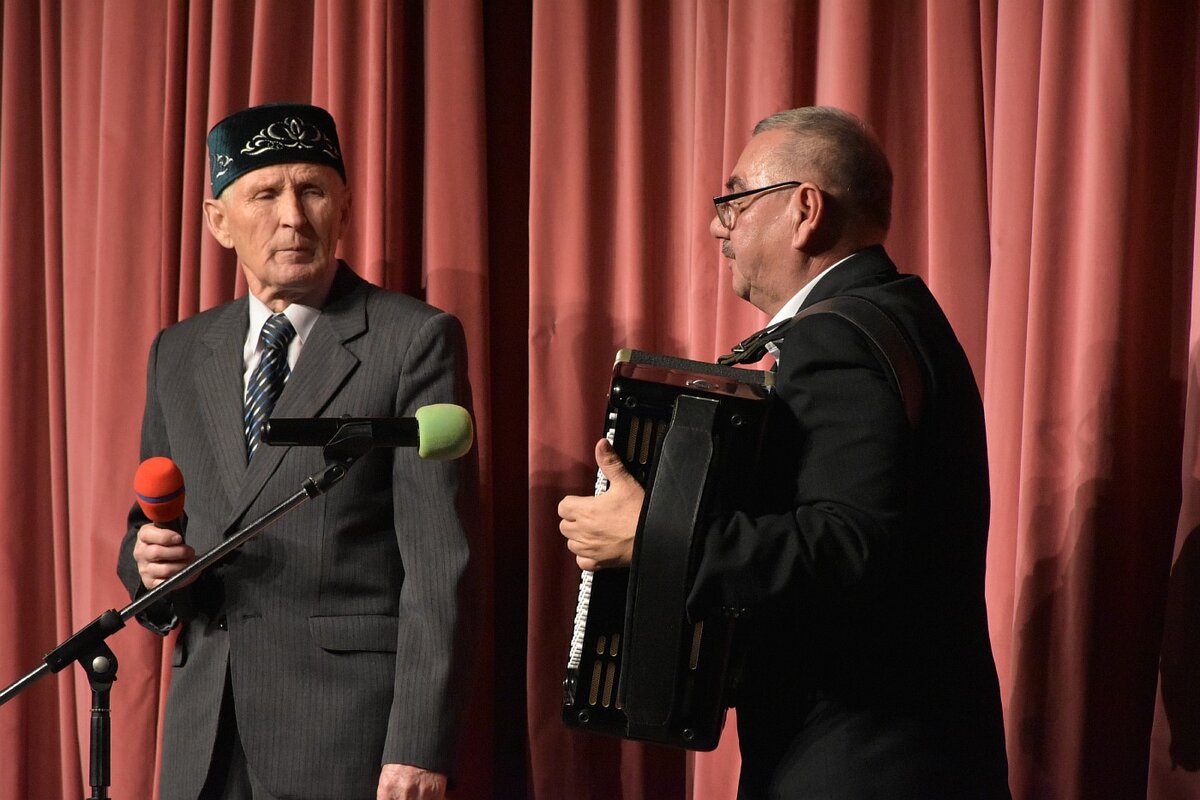 Новогодняя афиша. Название детского новогоднего концерта. Новогодняя афиша. Концертная программа на новый год сценарий. Концертная программа на новый год сценарий.