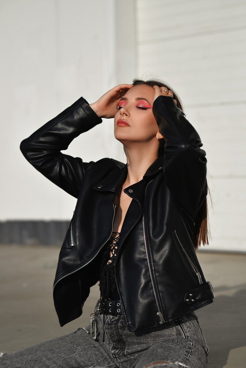 я такая крутая когда выпью. прикольные надписи на аватарку. да я крутой мем. почемуты такаякросивая. ты крутой открытка.