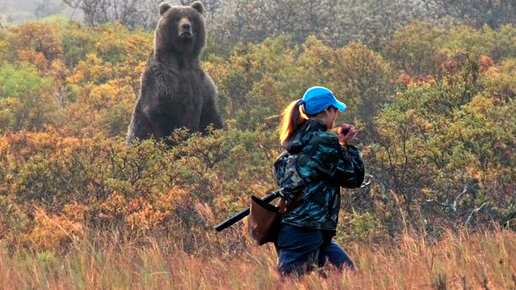 Эта девушка одолела медведя, спасая село!