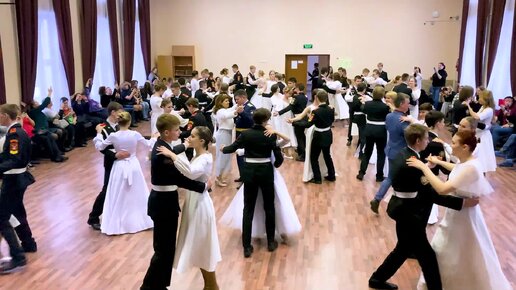 слёзы асфальта группа. школьный бал асфальт. слёзы асфальта школьный. акульи слезы в клипе закладка. слёзы асфальта группа.