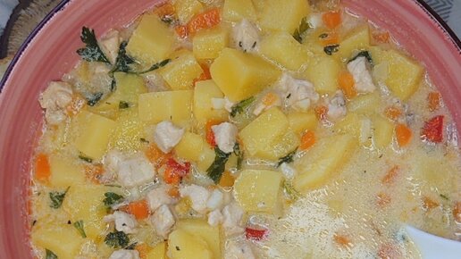 девочка в очках за уроками. не оставят равнодушными читателей. "алые паруса повести". веселые школьники. грин а.