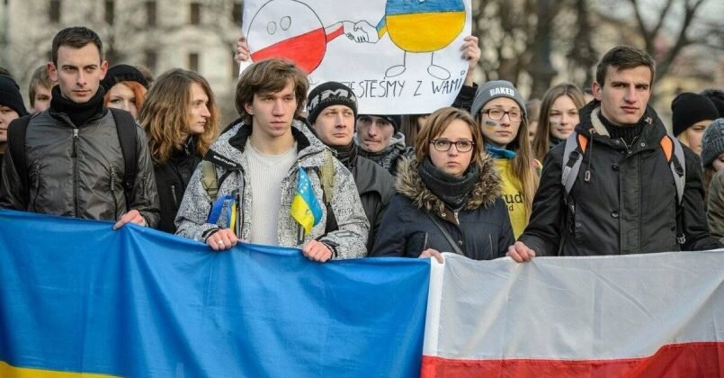 Вопросы на экзамене в озон. Какая часть речи отвечает на вопрос каков. Склонение числительных таблица. Вопрос какова. Вопросы частей речи.