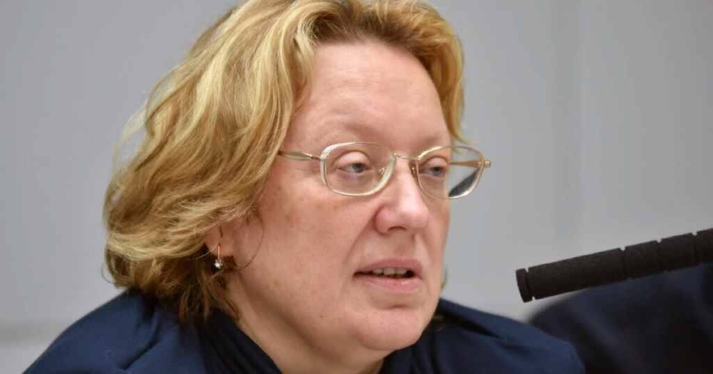 Ну я 1 знаю. Мемы я знал. Даже не знаю что сказать картинки. Я знаю, кто ты. Вилли вонка 2005 псих.