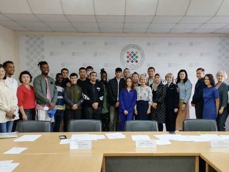 Хакасия южная сибирь. Река белый июс хакасия. Река июс хакасия тайга. Н хакасии. Н хакасии.