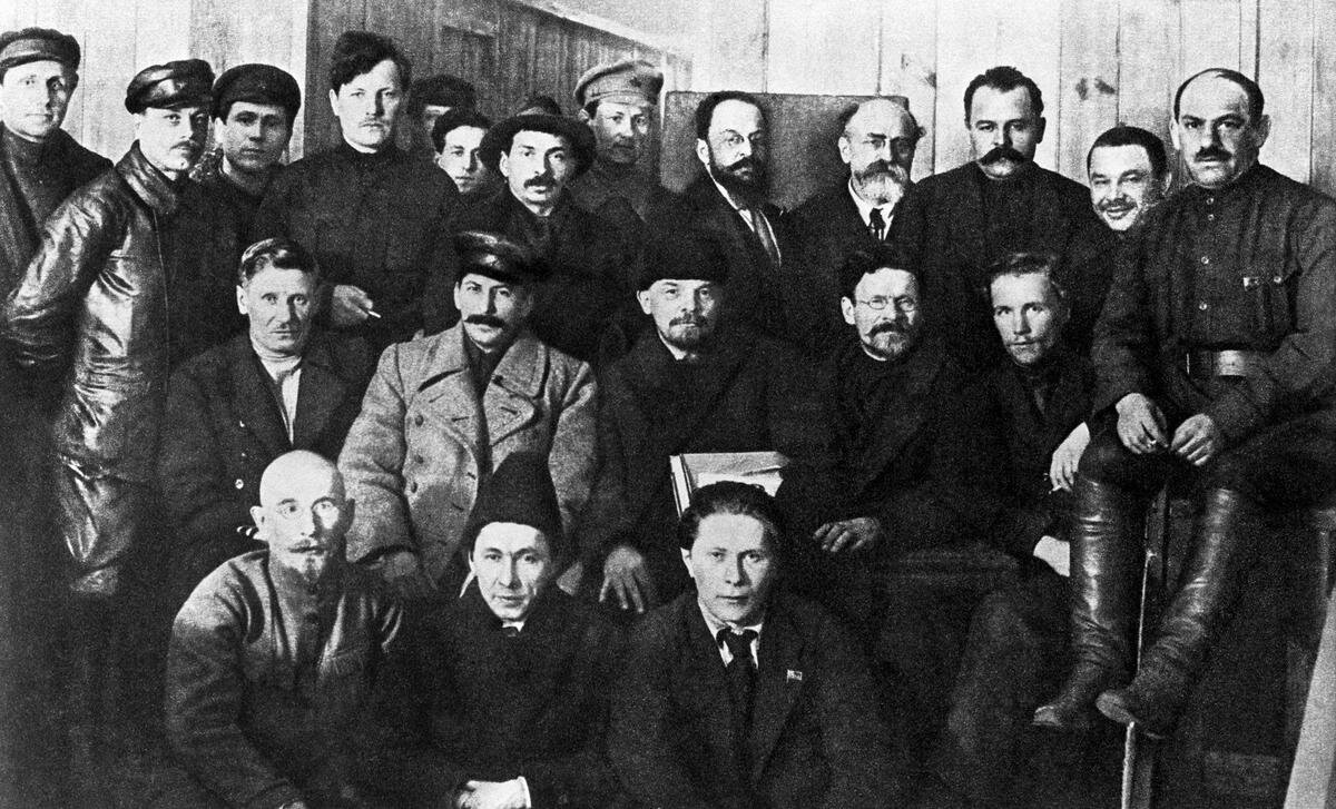 10 съезд большевиков. Съезд ЦК РКПБ 1922. 1921 Г. на x съезде РКП(Б) Ленин. Сталин РКПБ.