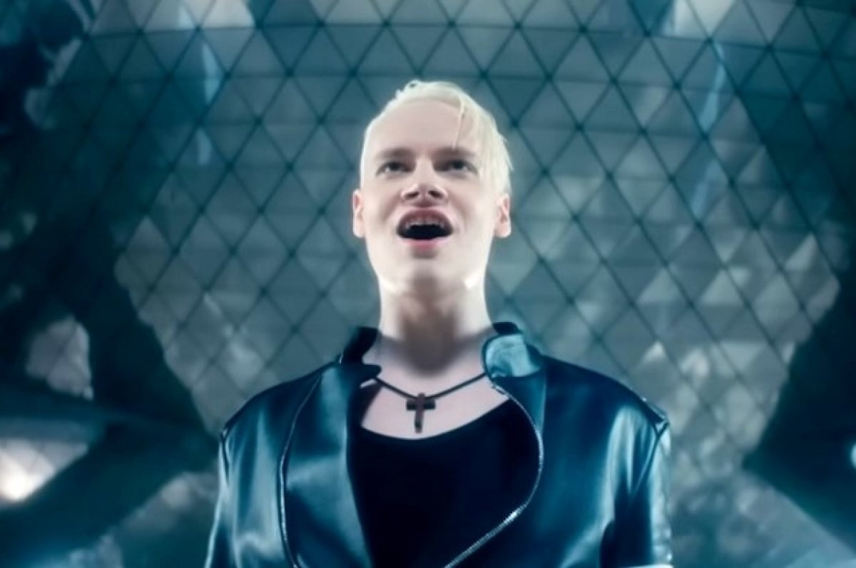    Сотни жителей Новосибирска поддержали концерт певца SHAMANа