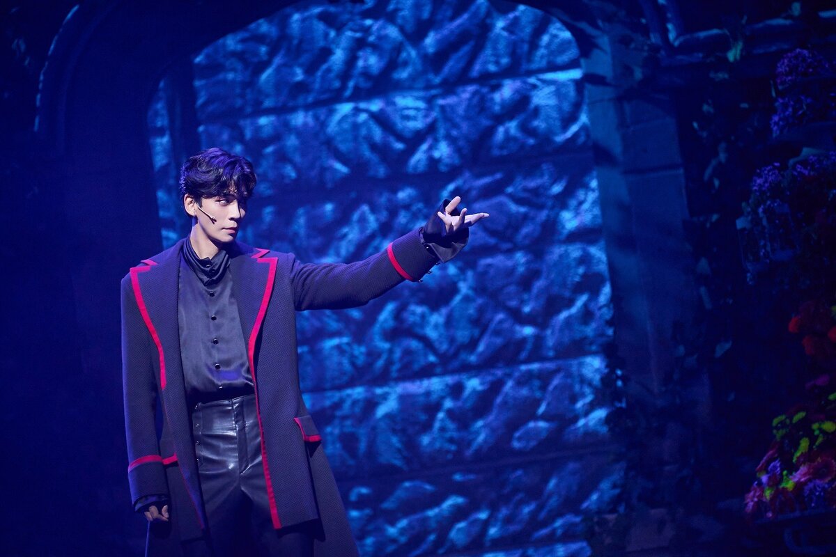 Гомер пускает слюни. Стих про альберта смешной. Вечность мемы. Мы добавили монитор в монитор. Гомер пускает слюни.