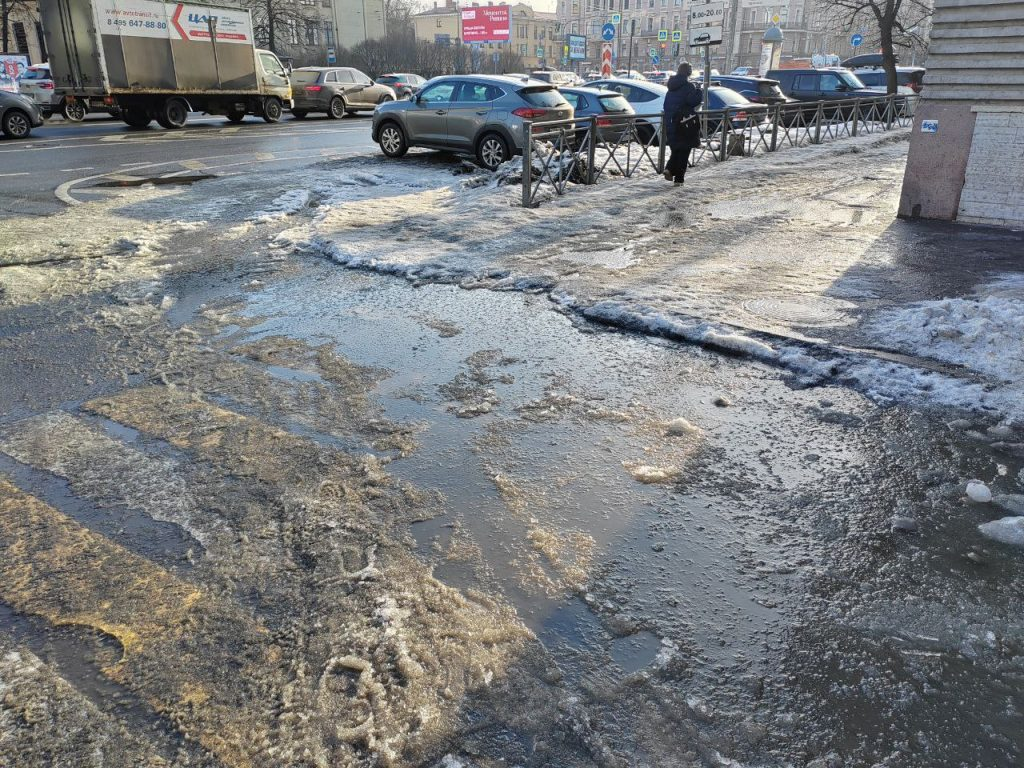 Перекресток Медиков и Литераторов 30 января. Фото: Мойка78 