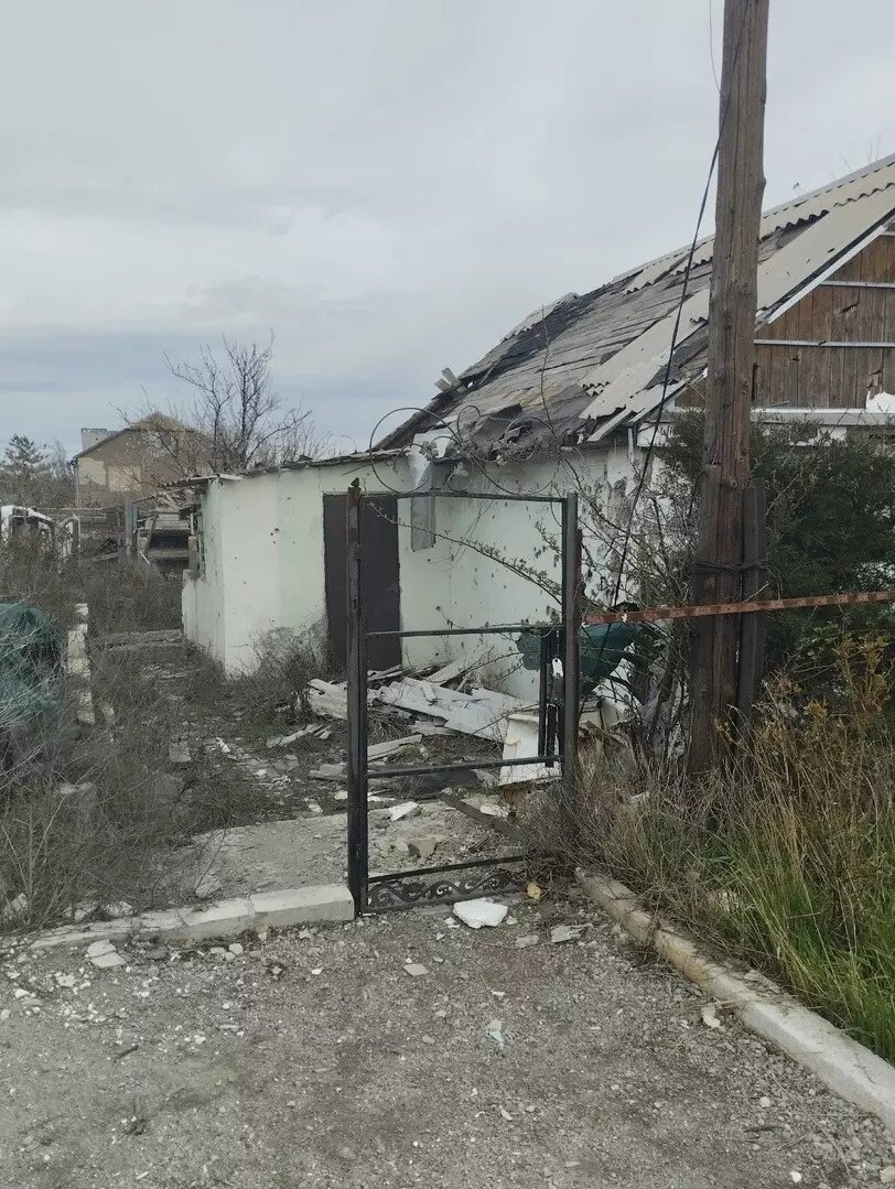 Крыши нет, зато есть стены. Фото: ВКонтакте