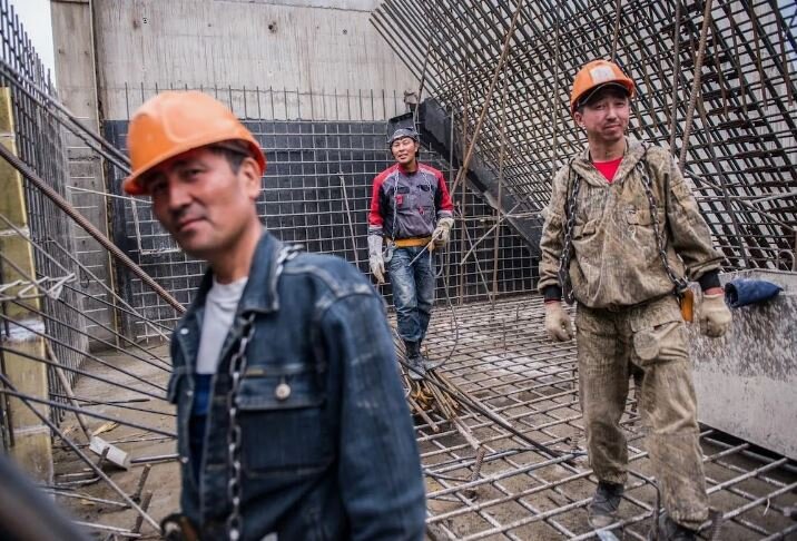 Податчик документов. Чистка ноутбука баллончиком. Почистить документ. Дезинфекция архивных документов. Документы и данные в iphone что это.