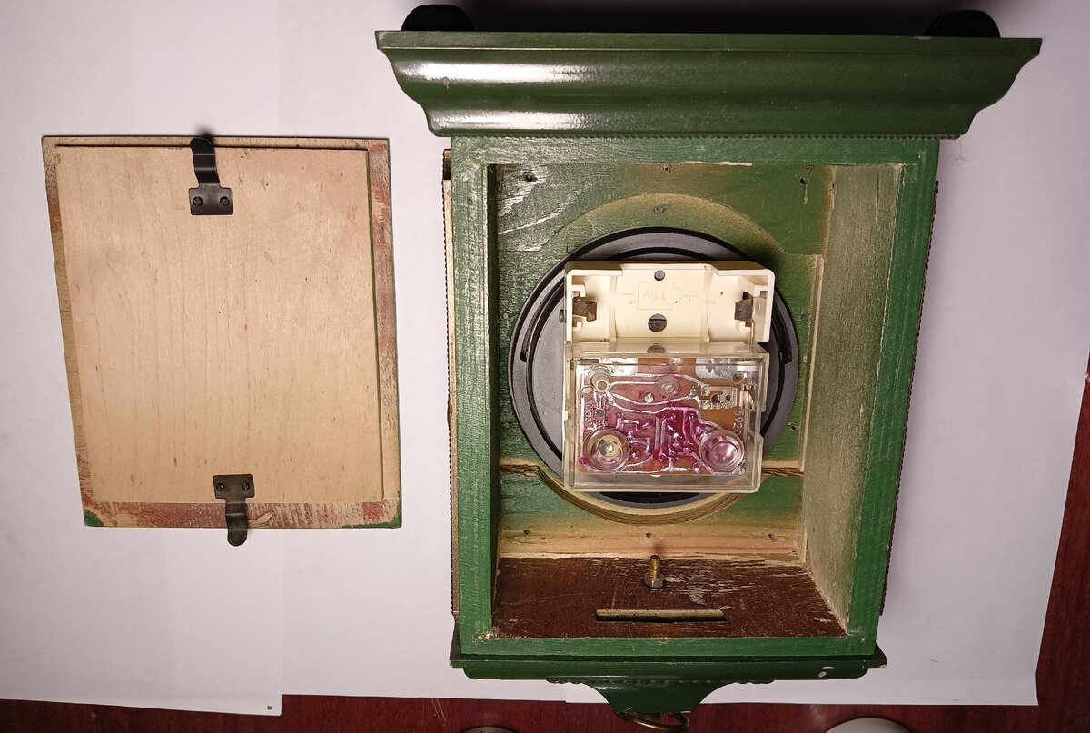 Механизм очз янтарь. Очз янтарь часы с боем. Часы янтарь чайка с боем. Часы стоят 20. Часы янтарь с маятником.