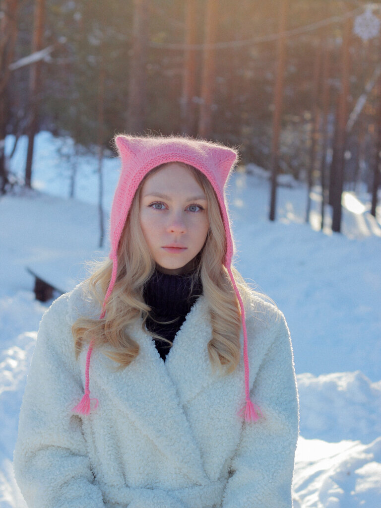 детская шапочка с ушками. шапка с ушками для новорожденного. шапка чепчик для женщин с ушками связать. шапочки для новорожденных. вязаная шапка для новорожденного.