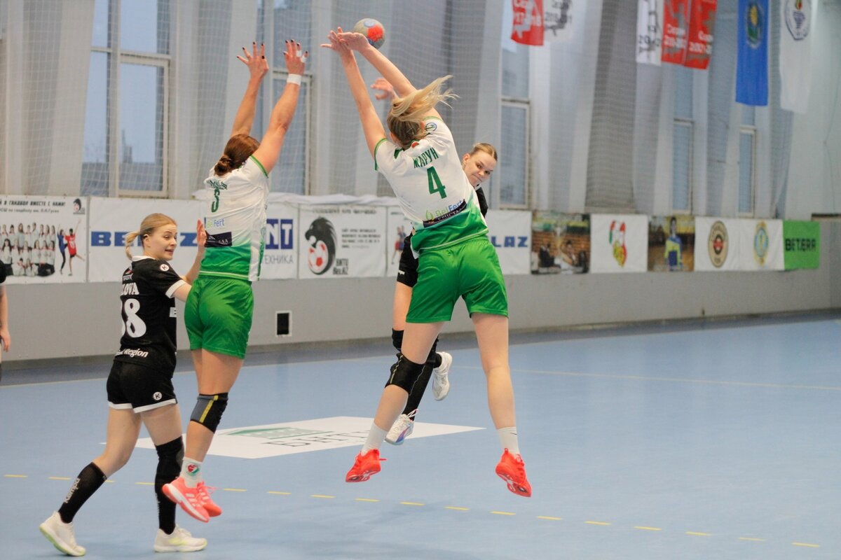 пожар в белозерском районе. огонь был потушен. огонь был потушен. тушение пожара мчс. потушенный пожар.