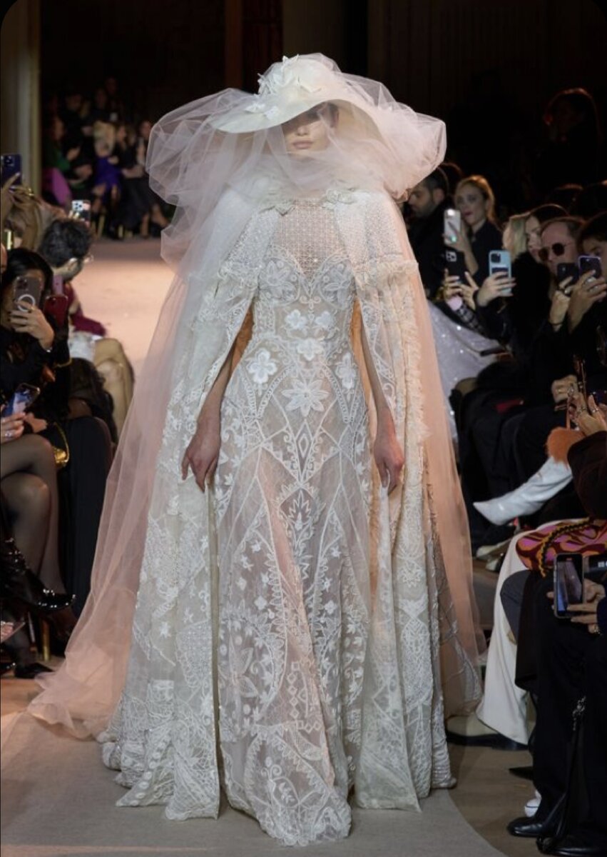 10 лучших платьев с показа Zuhair Murad: шикарная коллекция высокой моды