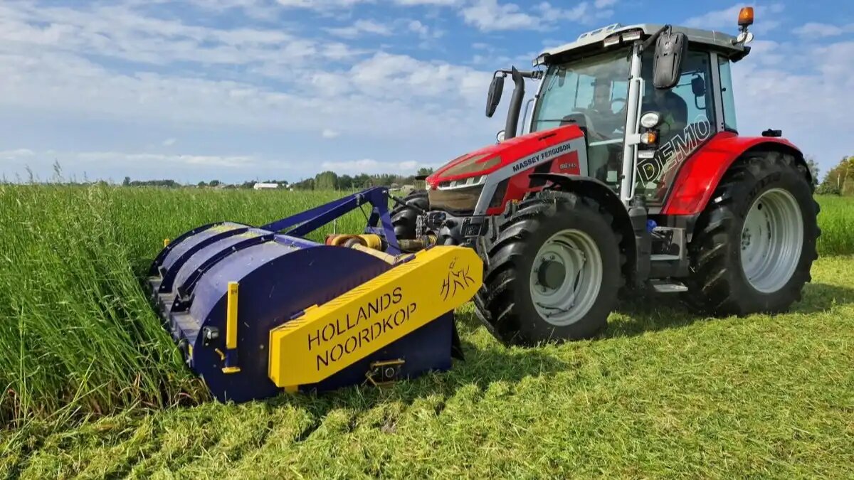 Фото: homburg-holland.com Фронтальная косилка FBLK2600 от Hollands Noordkop