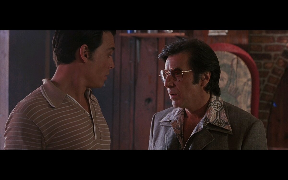 Обзор фильма "Донни Браско", криминальная драма, в главных ролях Аль Пачино и Джонни Депп