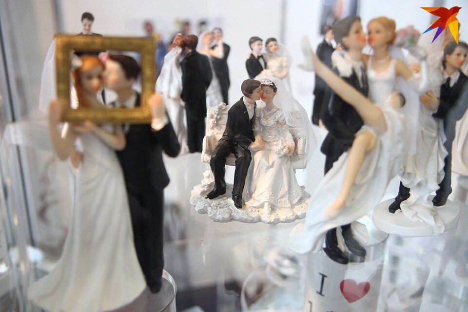 Дети в гражданском браке. Схема добровольное установление отцовства. Гражданский брак отцовство. Современная семья. Свидетельство об отцовстве.