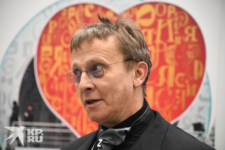 Вернувшийся недавно с Донбасса Иван Охлобыстин тоже был благосклонен к «провинившимися» перед людьми. Актер считает, что русский народ очень милосерден. 
Фото: Михаил ФРОЛОВ