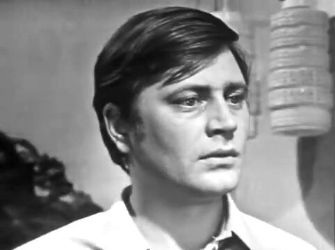 Кадр из фильма "Дело №4. Повинную голову...". Скриншот.