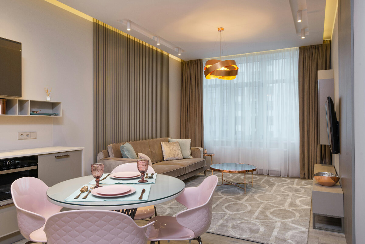 Пудровый, бежевый, слоновая кость. Фото: Max Rahubovskiy