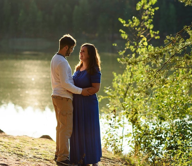 мужские руки обнимают. вместе стихи. я хочу вместе я знаю. счастье быть вместе. любовь счастье радость нежность.