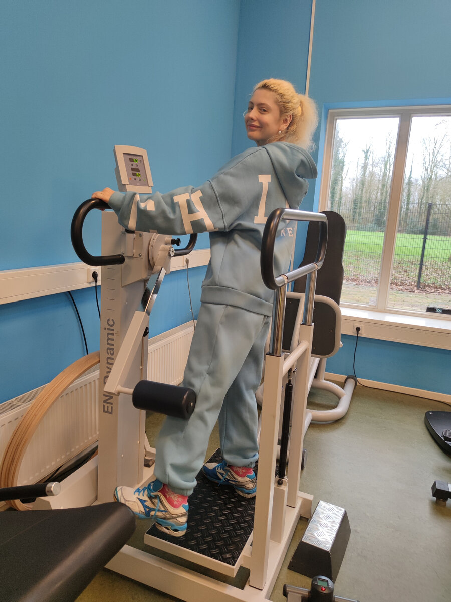 Составьте и запишите предложения употребив. Составьте и запишите предложения употребив. Complete the sentences закончить предложение. Составьте и запишите предложения употребив. Сравнительный оборот в простом предложении.