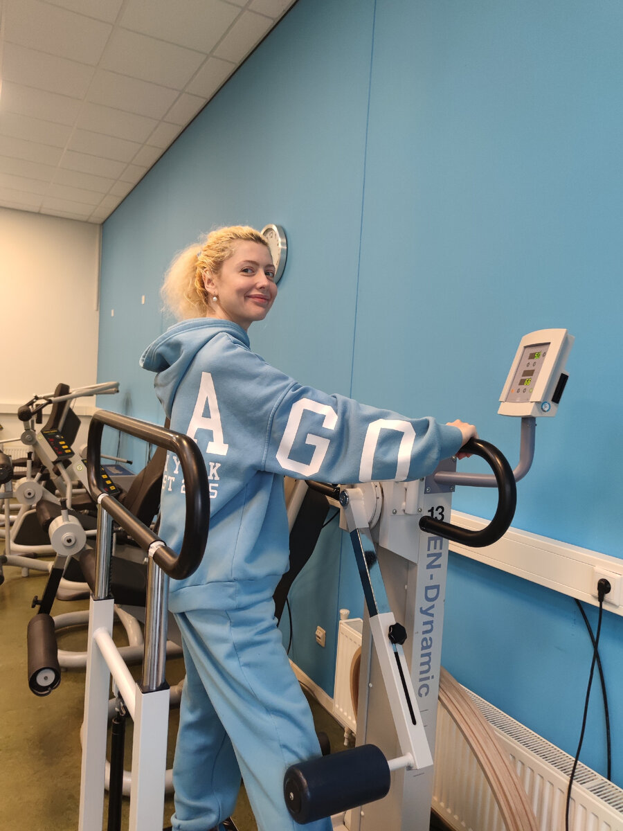 Милые сообщения девушке. Смешные комплименты девушке. Как сказаать девушке что ты её любишь. Рассказ девушка. Переписка с девушкой примеры.