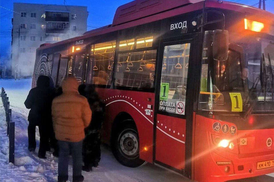 18 автобусный парк москва. городское муниципальное автотранспортное предприятие. автотранспортное предприятие. трамвайно-троллейбусное предприятие. городское муниципальное автотранспортное предприятие.