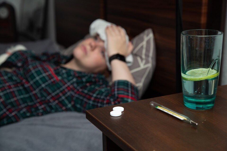    Если стало плохо, на дом может прийти участковый врач или бригада неотложной помощи Оксана ЗУЙКО