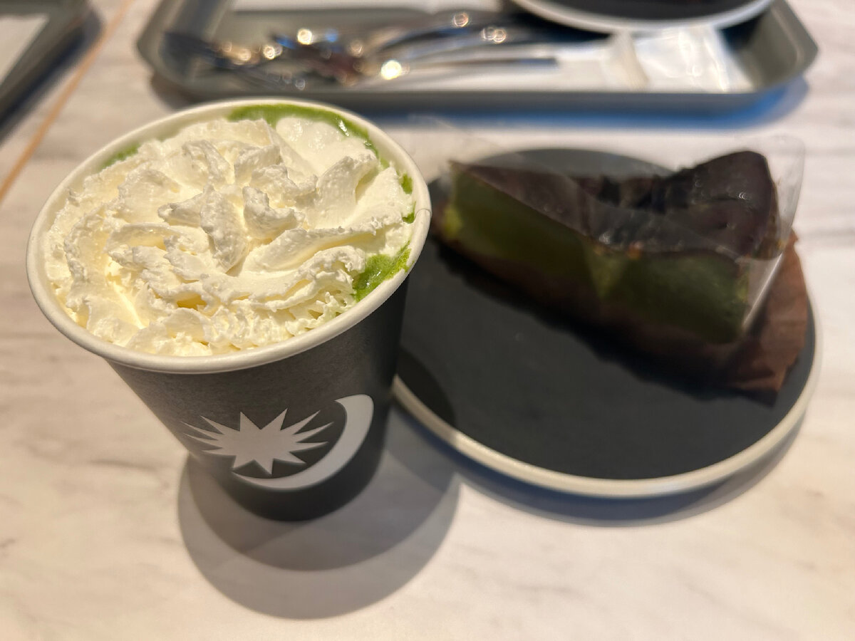 Это я уже в Японии наслаждаюсь. 