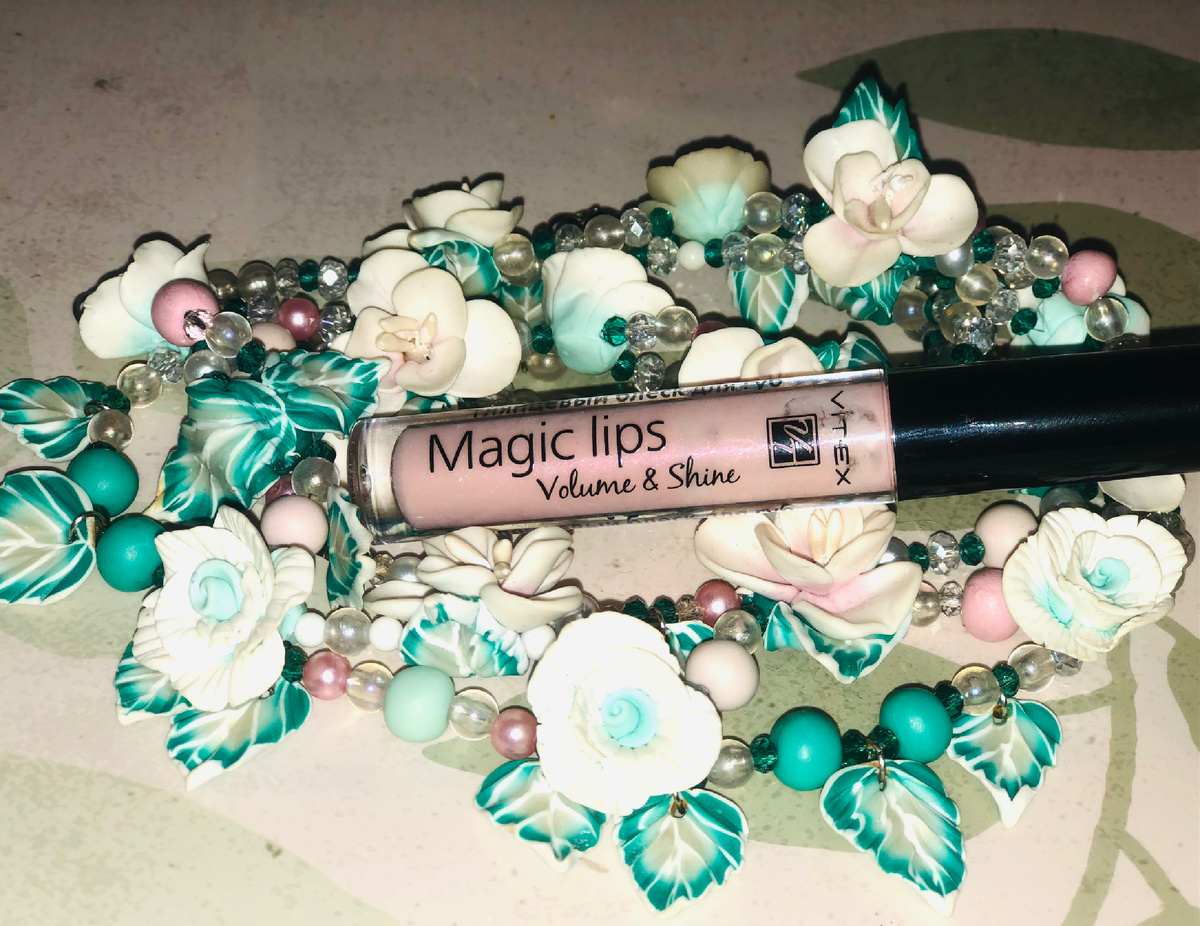 Блеск для губ Magic Lips Volume & Shine VITEX тон 819 Candy отзывы