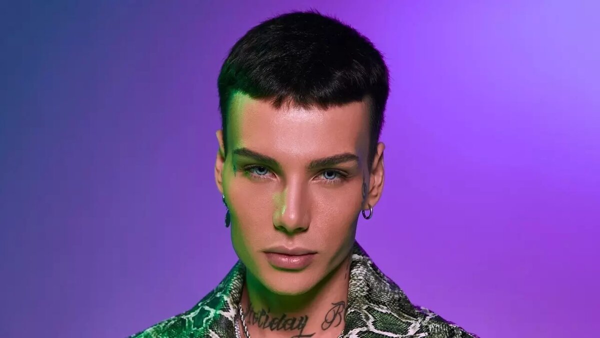     Десятки посетителей концерта музыканта XOLIDAYBOY (он же Иван Минаев) были эвакуированы из ресторана «Фабрика» в Брянске — поступило сообщение о том, что в помещении находится взрывное устройство.
