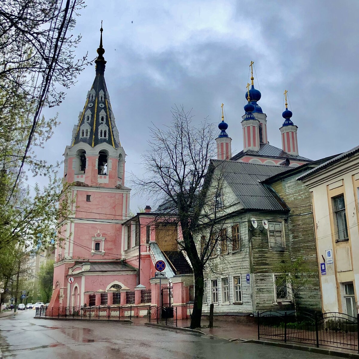 Одна из улочек Калуги (фото автора) 