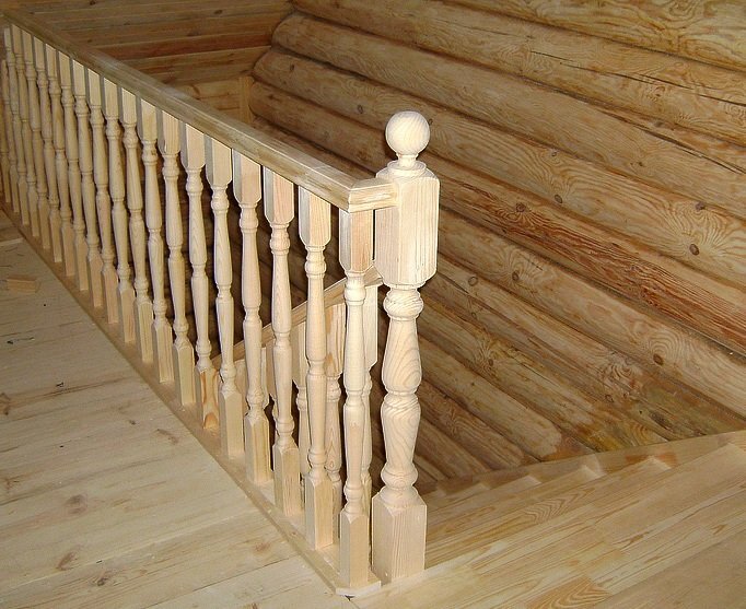 Деревянная балюстрада. Деревянные балясины для лестниц. Балясина деревянная. Деревянная балюстрада. 1.