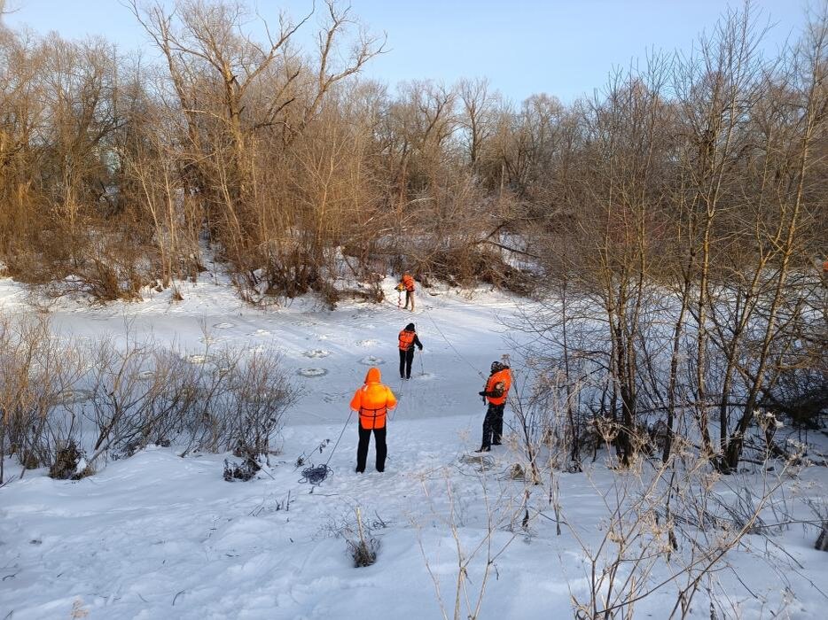Мальчик который спас свою сестру от пожара. Посёлок девочки. 8 летняя девочка в красноярском крае. Спас 11 летнюю девочку. Спас 11 летнюю девочку.