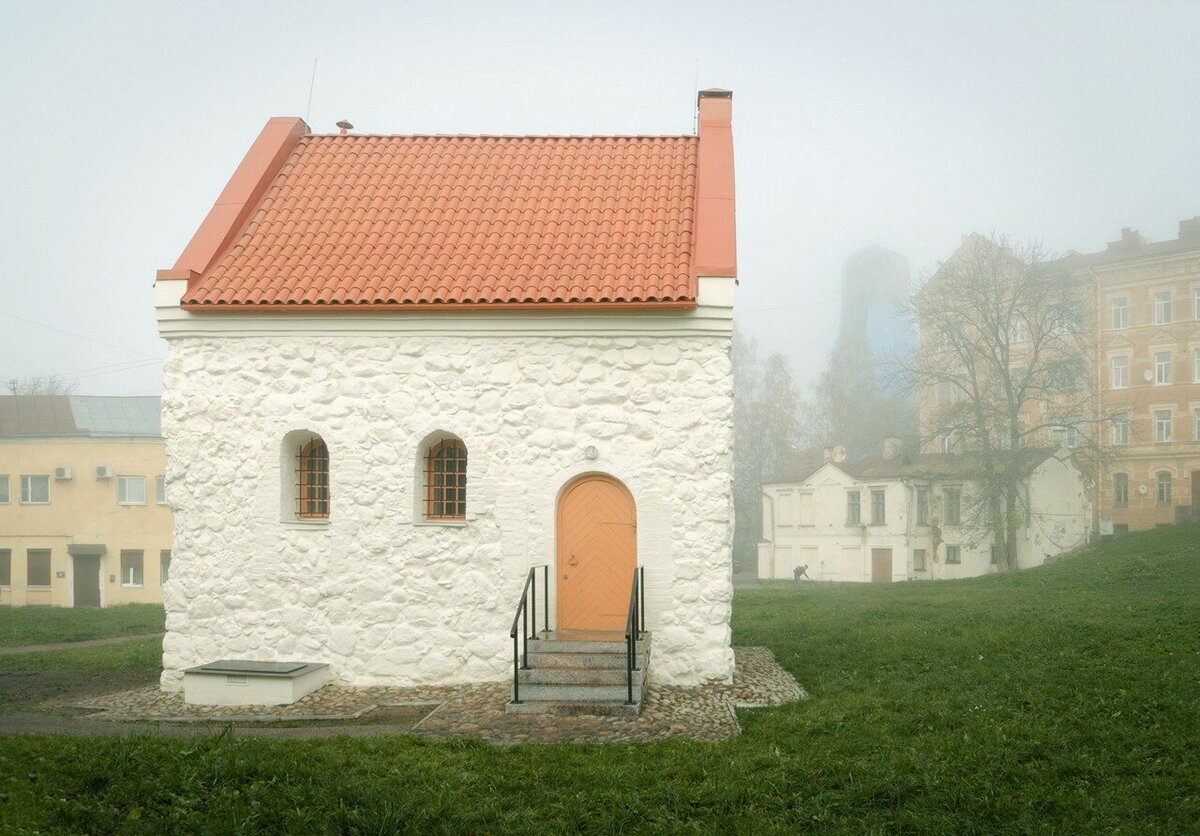 дом купеческой гильдии святого духа в выборге. купеческий дом выборг. купеческая гильдия выборг. дом гильдии святого духа. дом гильдии святого духа.