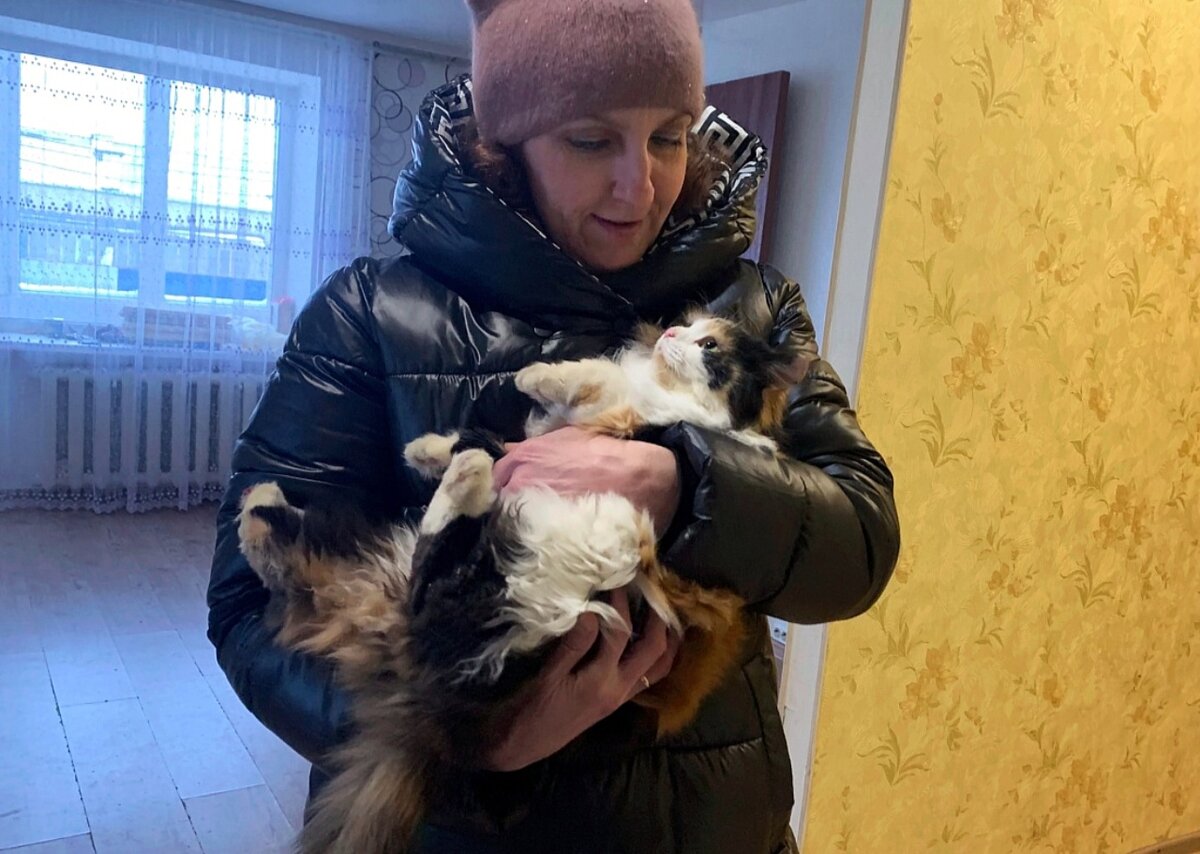 Верим, что новая хозяйка будет любить и оберегать Бусю