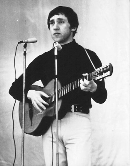 слушать высоцкого без остановок