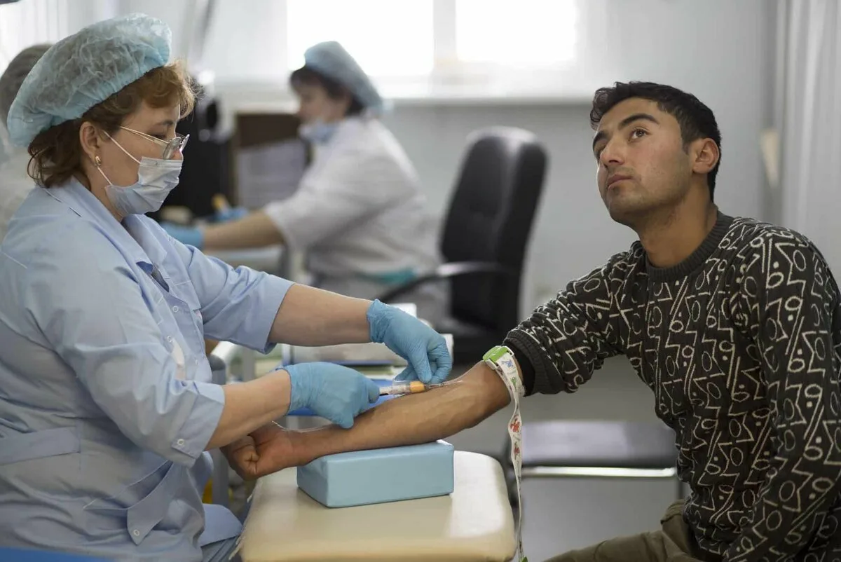 Профессия медсестры описание. Помощник главного санитарного врача. Студенты медики. Где работают медики. Где работают медики.