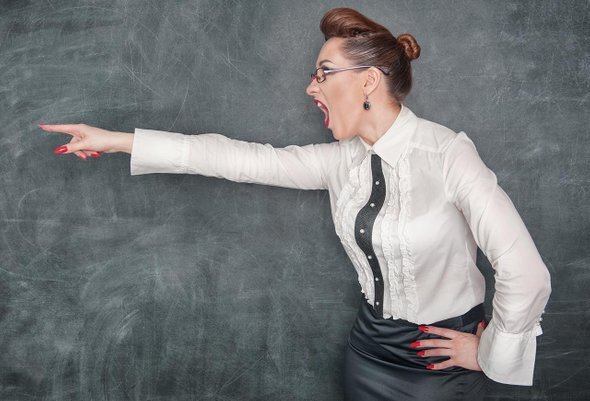 Что если учитель оскорбляет ученика. Заповеди классного руководителя начальных классов. Куда обратиться если учитель гнобит ребенка. Что должен делать педагог. Что делать если тебя унижают в школе как ответить.