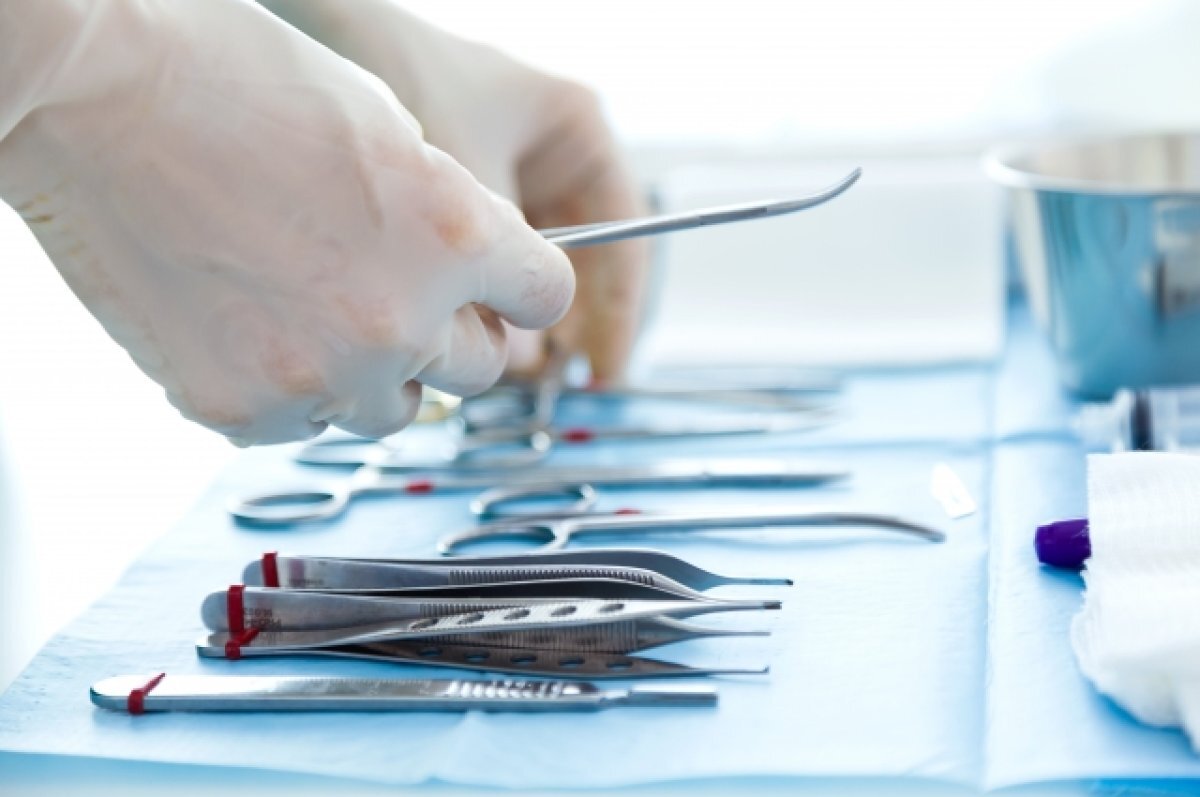    В Сургуте врачи провели уникальную операцию на сосуды головного мозга