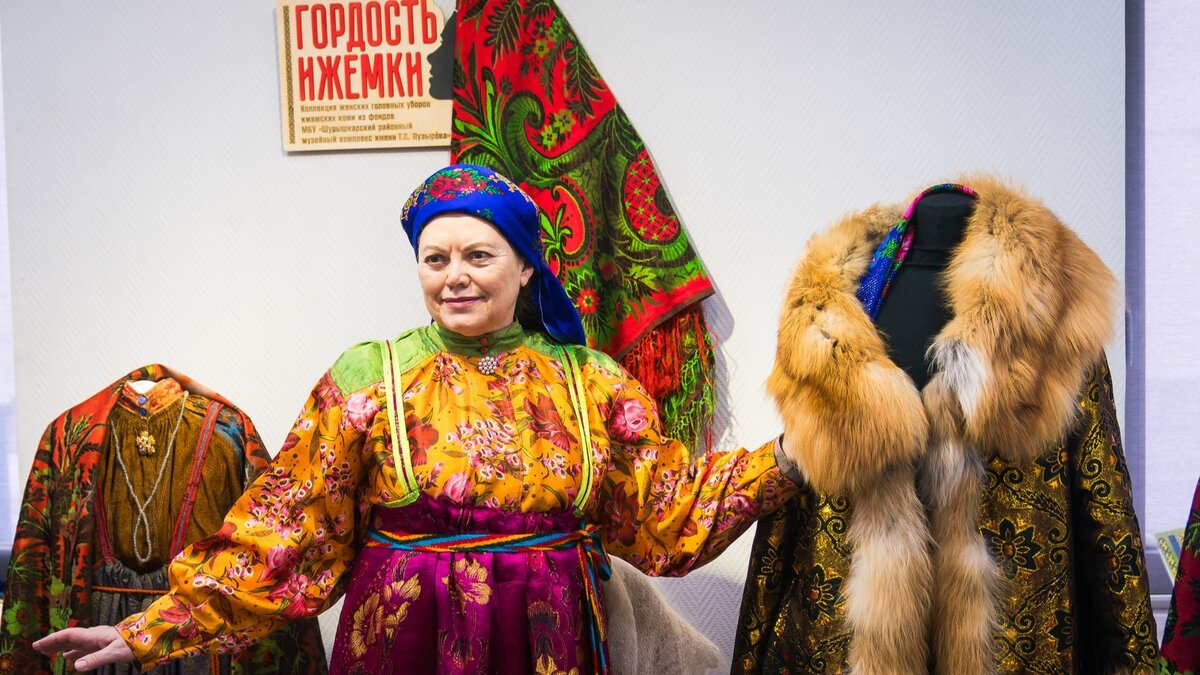    Музей из Ямала предлагает померить боярскую шубу